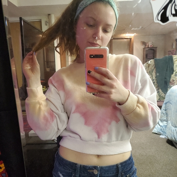 Meet your Posher, Emma - Picture 2 of 3